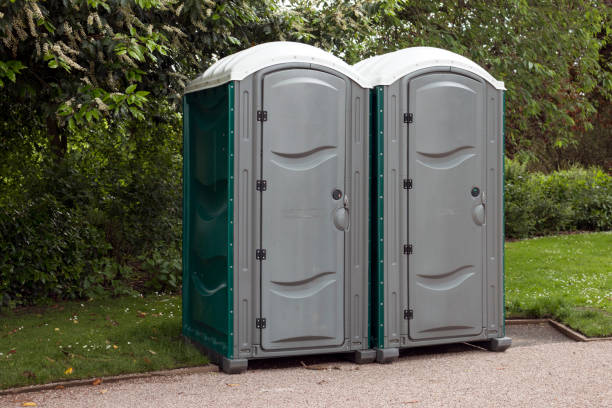 Best Standard Portable Toilet Rental in Stockton, KS